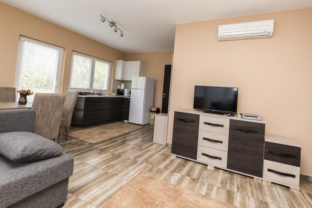 Dolce Vita Apartman Ньїредьгаза Екстер'єр фото