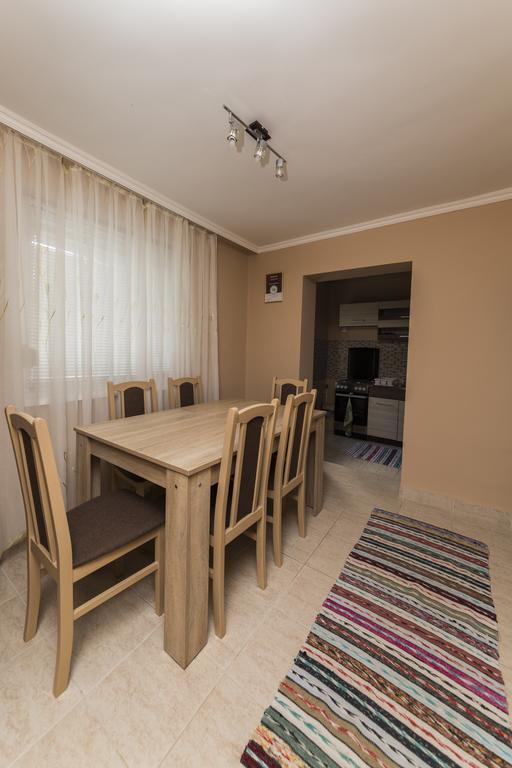 Dolce Vita Apartman Ньїредьгаза Екстер'єр фото