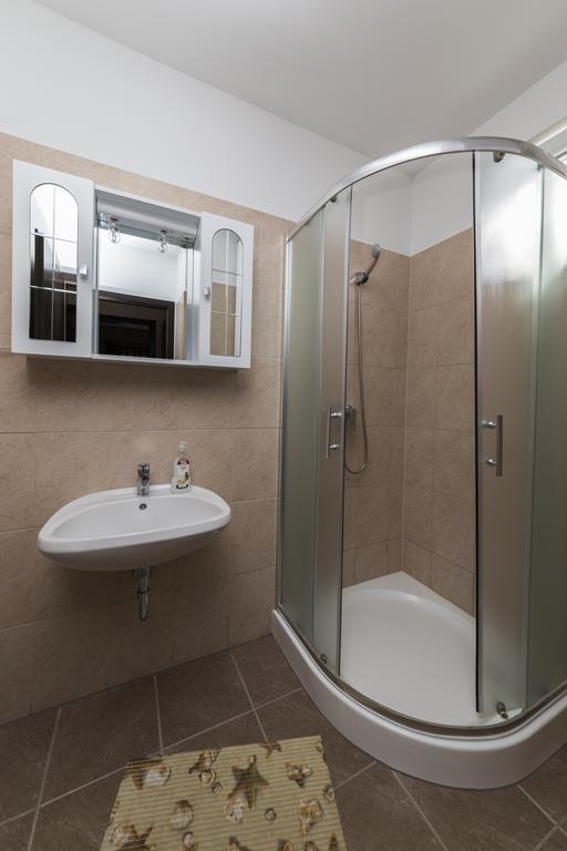 Dolce Vita Apartman Ньїредьгаза Екстер'єр фото